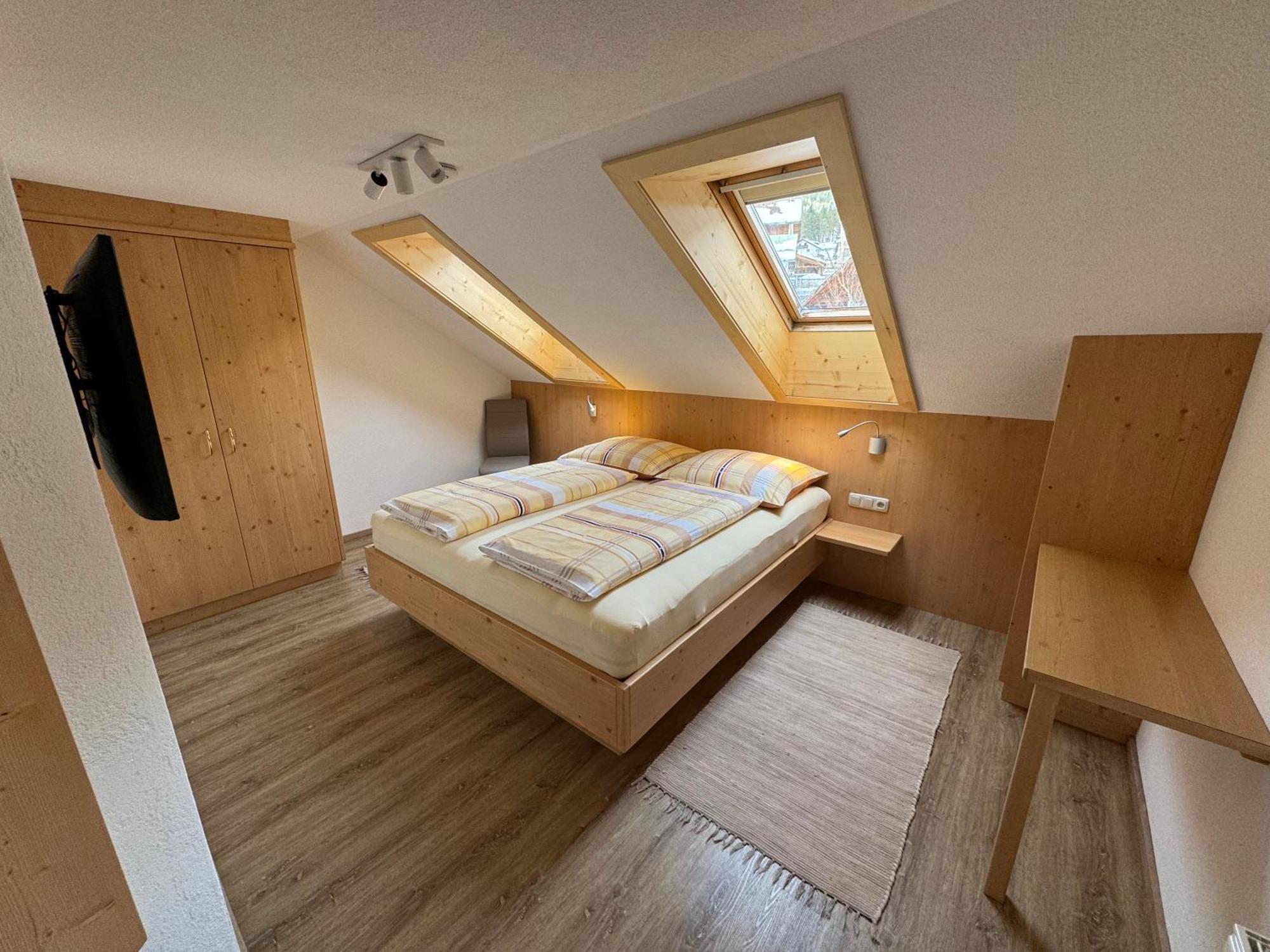 Апартаменты Haus St. Bernard Петной-ам-Арльберг Экстерьер фото