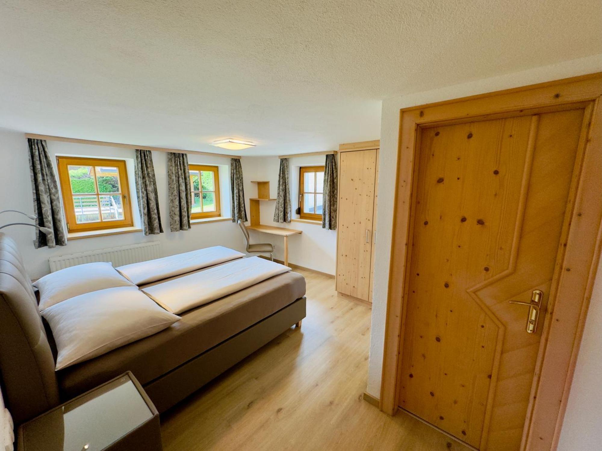 Апартаменты Haus St. Bernard Петной-ам-Арльберг Экстерьер фото
